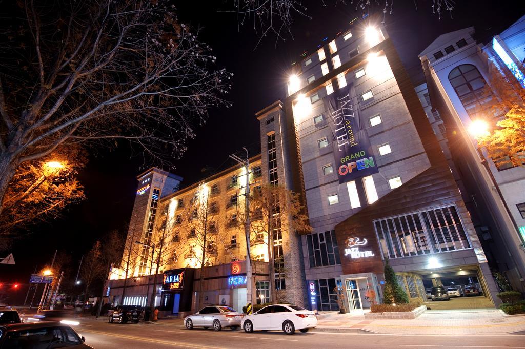 Jeonju Jazz Around Hotel Exterior photo